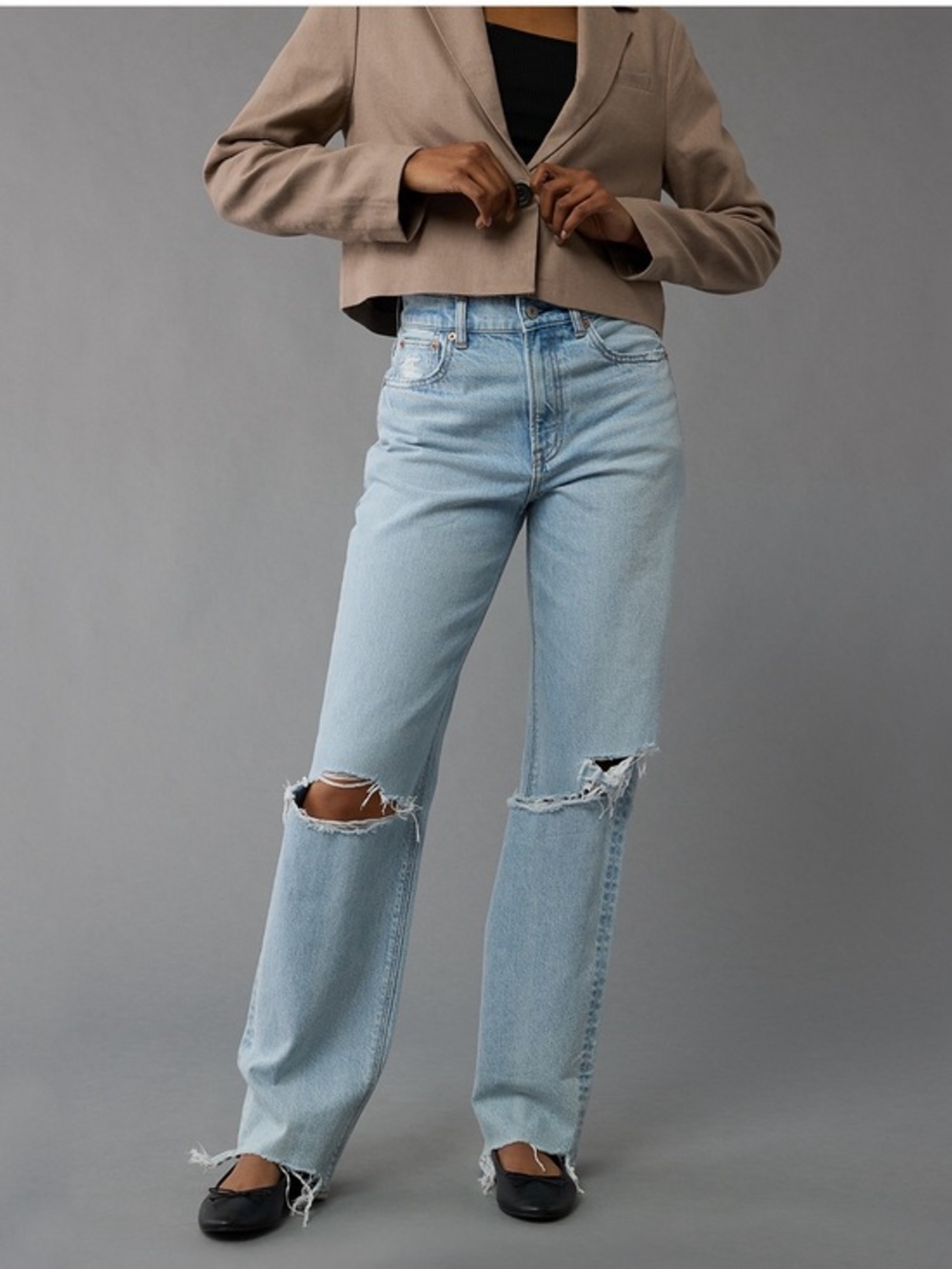 NWT AE Strigid Stovepipe Light Blue Ripped Straight-Leg Women’s Jeans